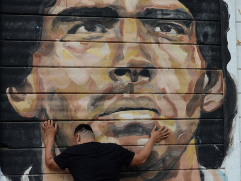 diego maradona piesinys