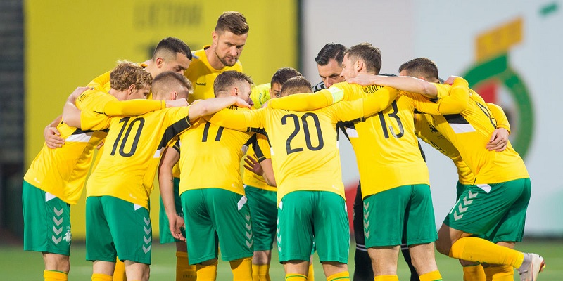 Lietuvos futbolininkai, palikę didelį pėdsaką futbolo istorijoje