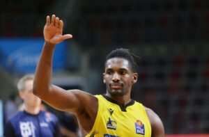 J. Smithas gali atsidurti Kaune