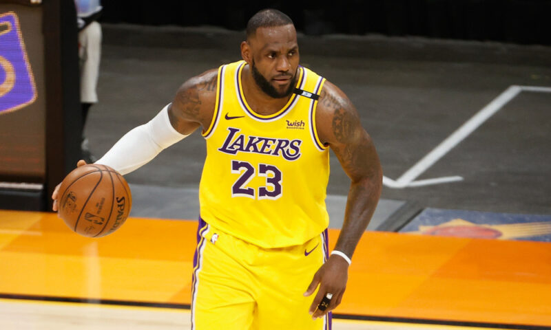 Lebronos Jamesas įstojo į sporto milijardierių klubą