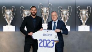 Benzema dar bent du metus gins „Real" garbę